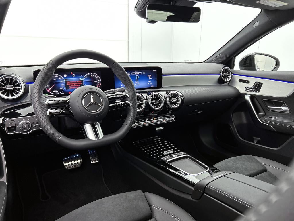 Mercedes-Benz A-Klasse 250 e business solution amg | nightpakket | amg line