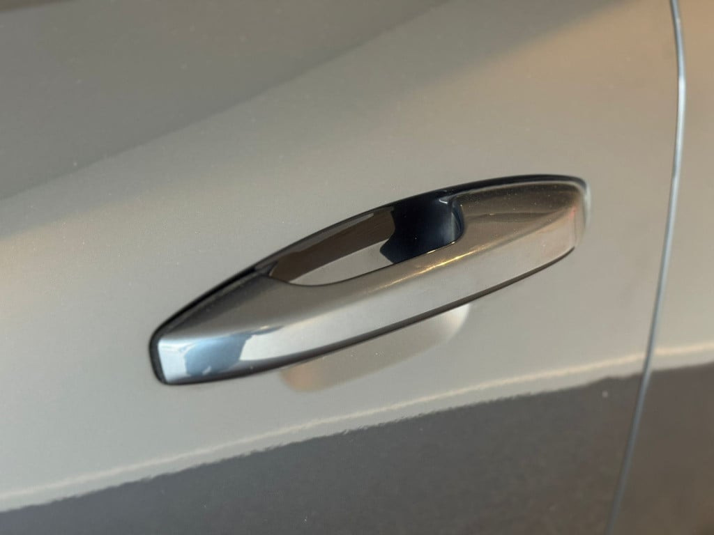 Volvo XC40 1.5 t4 recharge inscription expression