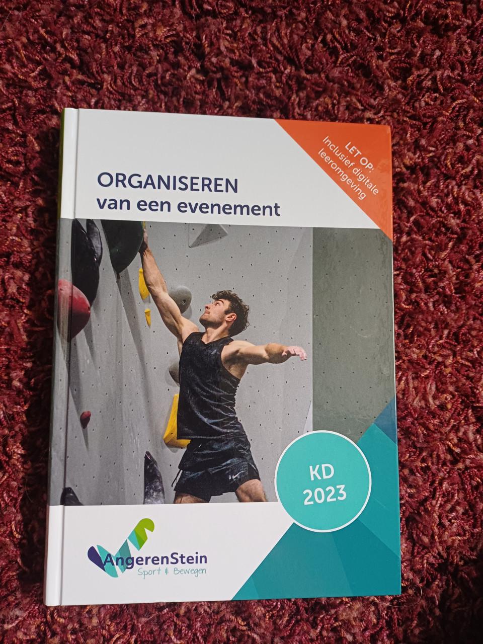 Schoolboeken CIOS opleiding