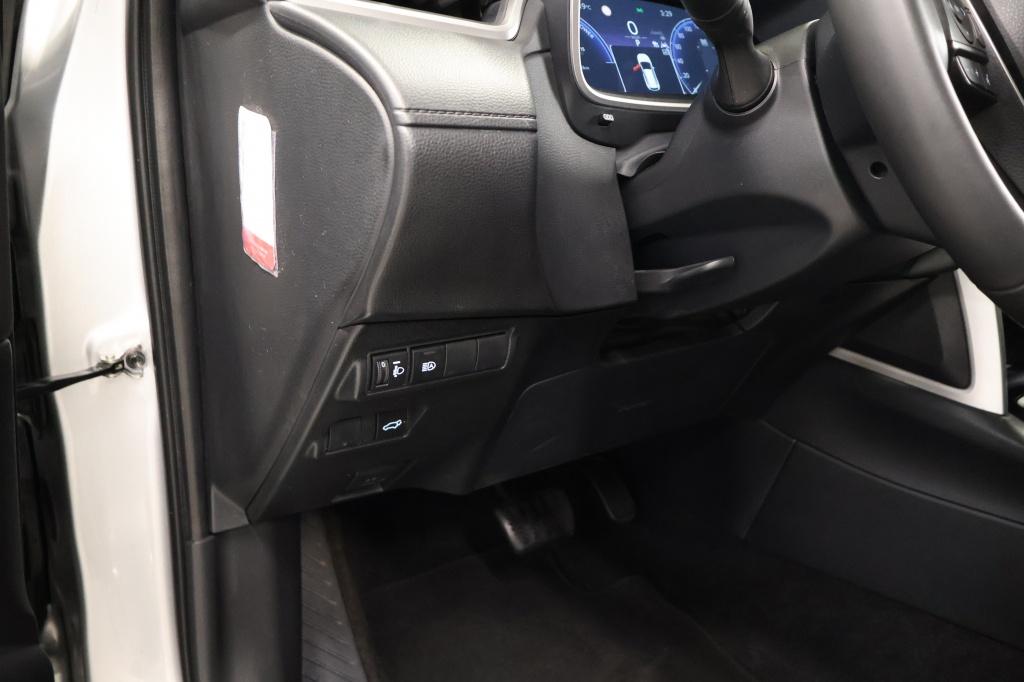 Toyota Corolla Cross 2.0 hybrid 200 first edition | trekhaak | nl auto