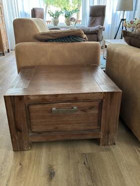 Tafel donker met twee laden Acacia