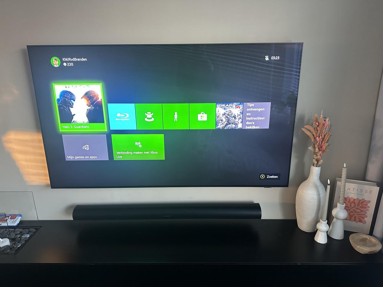 Xbox one + 2 games + 2 controllers en headset