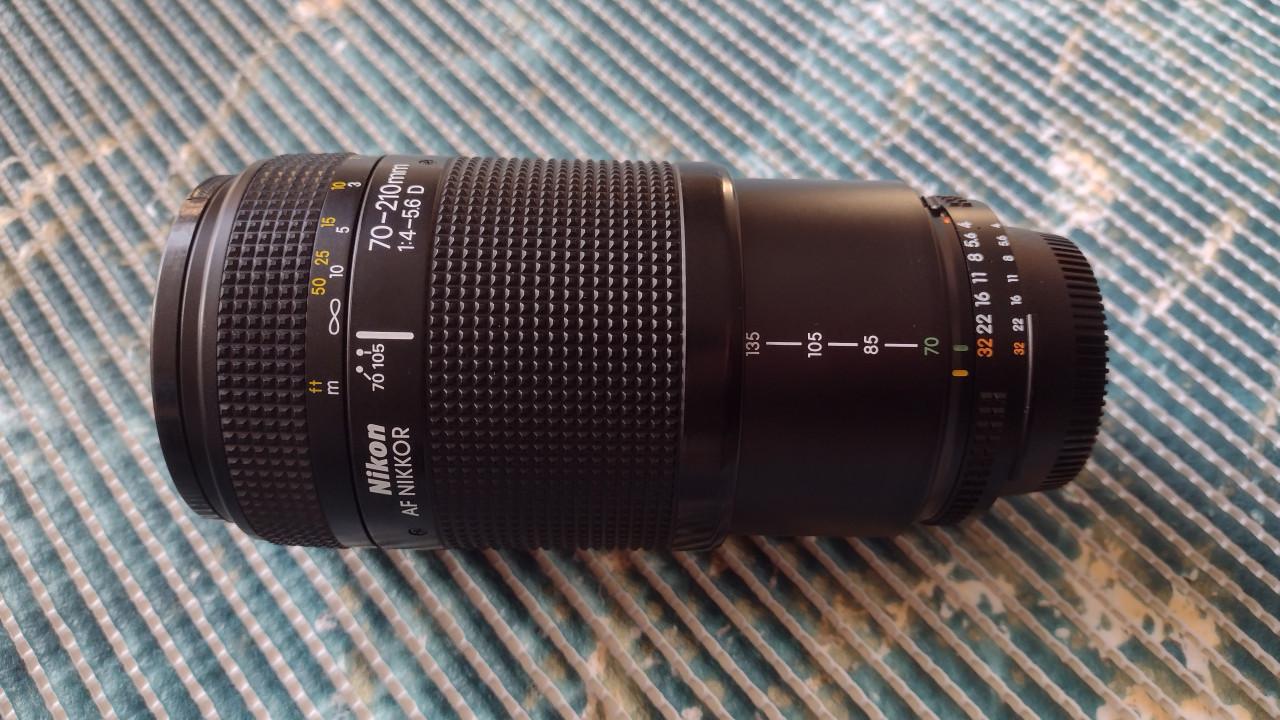 AF NIKKOR 70-210 mm F4-5.6 schuiflens