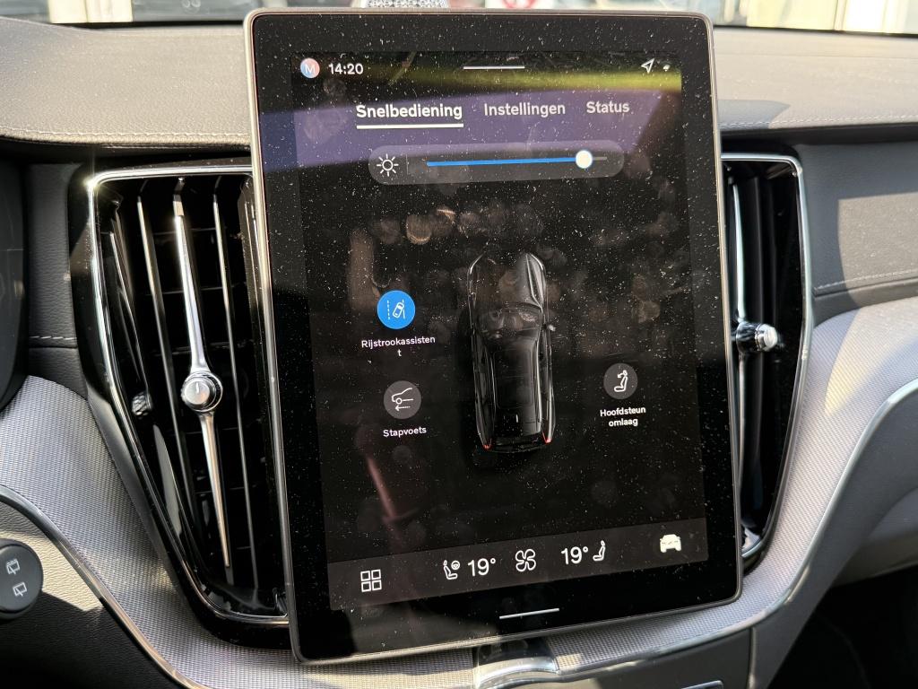 Volvo XC60 t6 awd gt ultra black edition recharge lounge