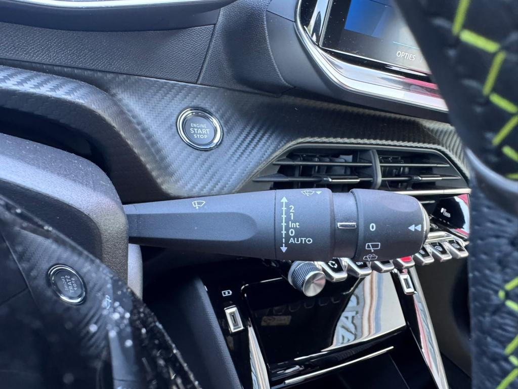 Peugeot 208 ev gt 50 kwh