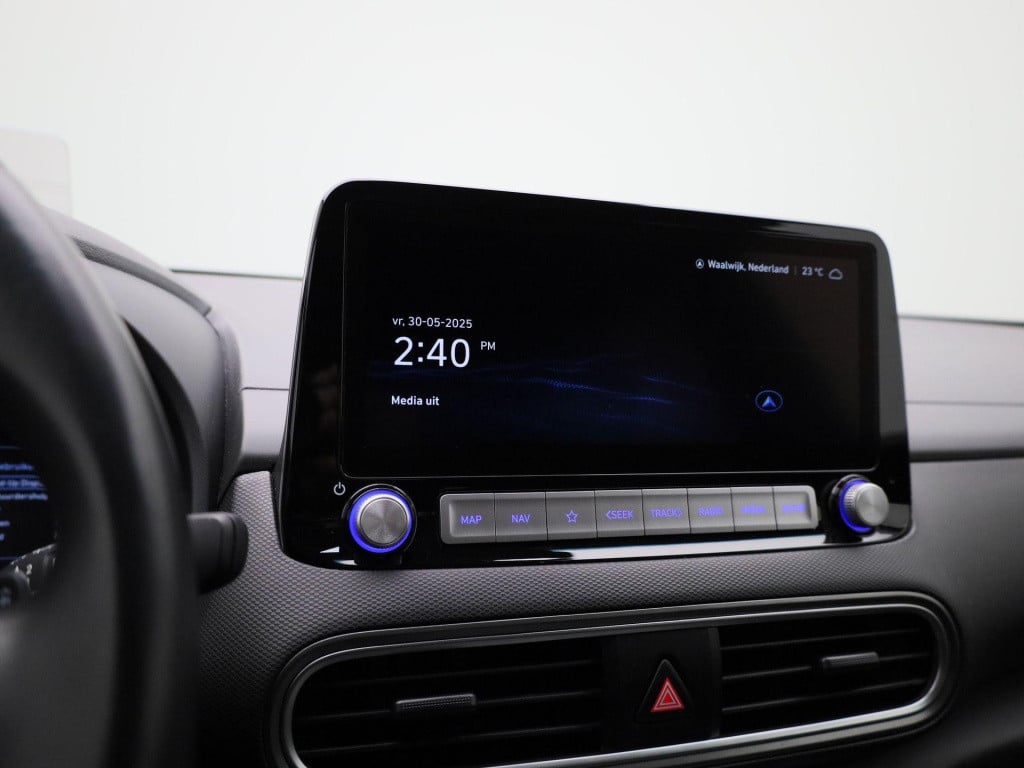 Hyundai Kona ev fashion 64 kwh | automaat | navigatie | heads-up display | 