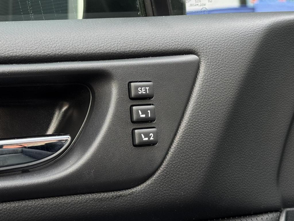 Subaru Outback 2.5i premium nl-auto incl. trekhaak afneembaar!