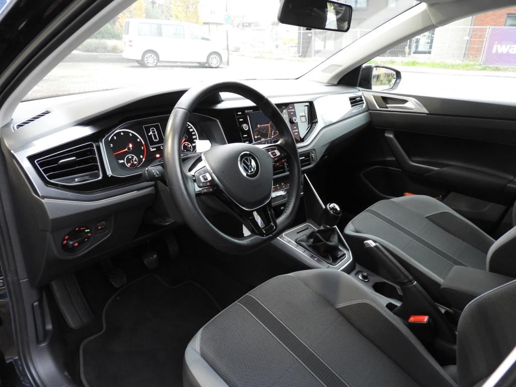 Volkswagen Polo 1.0 tsi highline