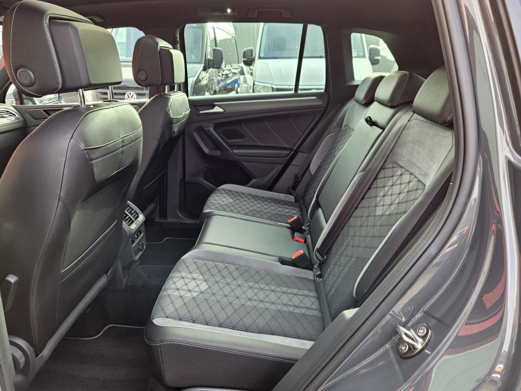Volkswagen Tiguan 1.5 tsi r-line business+ | pano | acc | stoel/stuur verw.