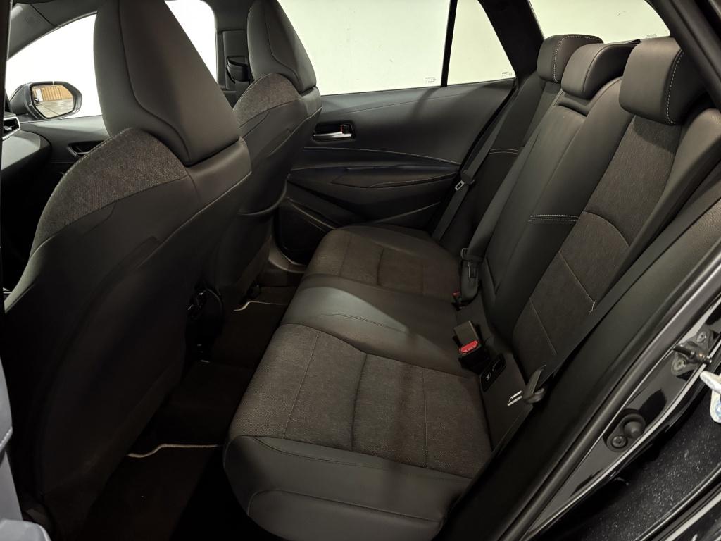 Toyota Corolla Touring Sports hybrid 140 dynamic