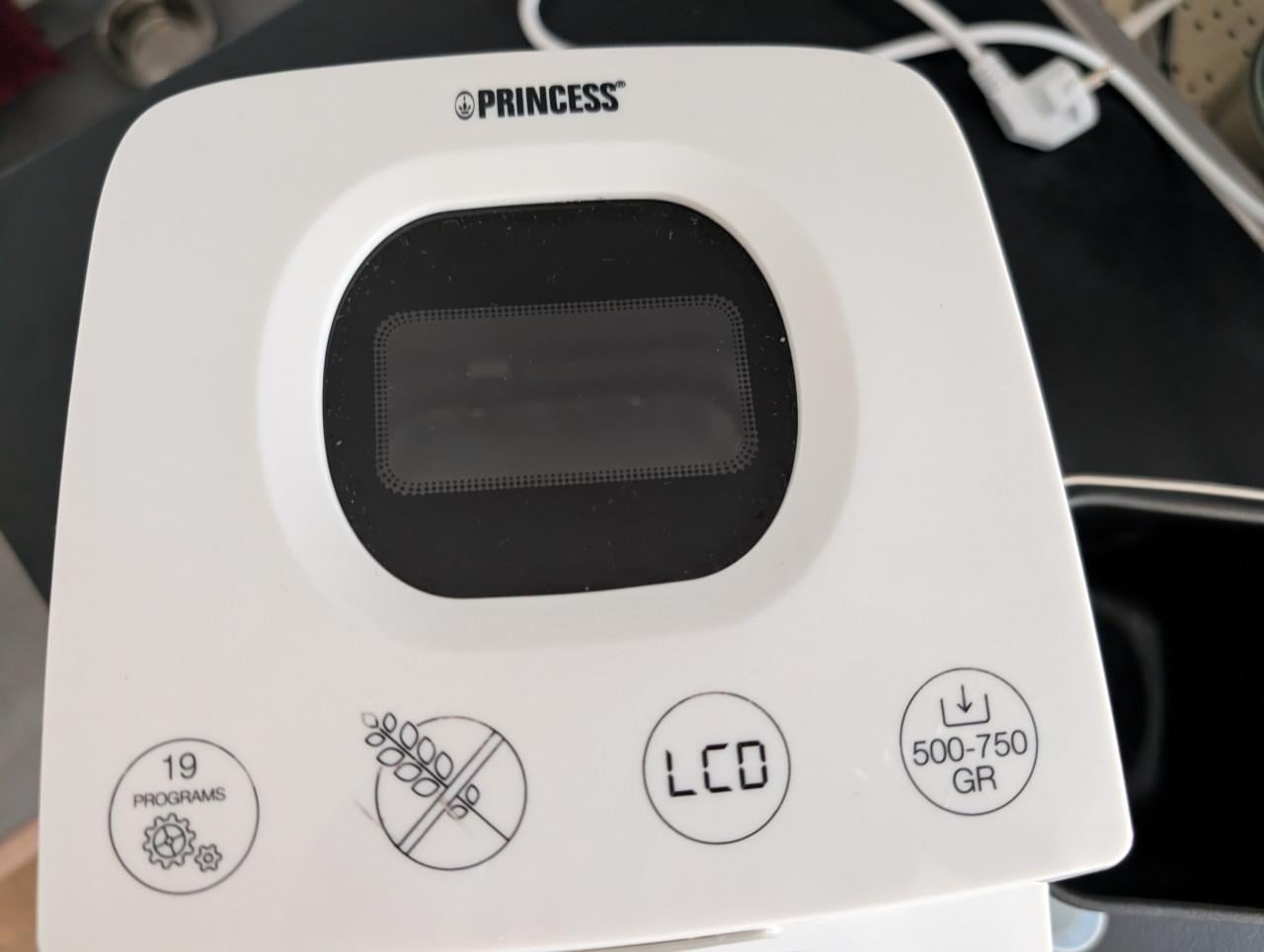 TE KOOP BROODMACHINE PRINCESS