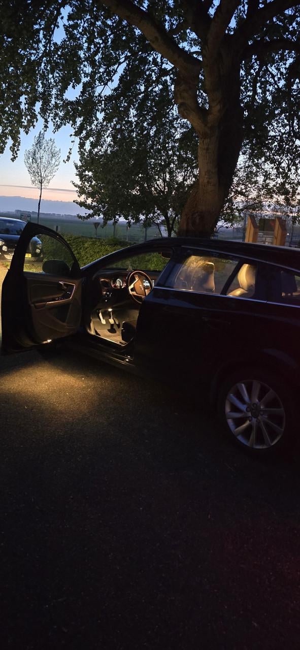 Volvo V60 D4