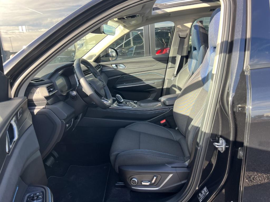 Lynk & Co 01 1.5td 261pk plug in hybrid black edition , pano dak , 360gr ca