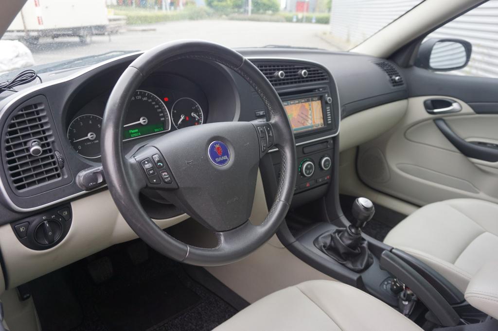 Saab 9-3 sport estate 1.8 vector airco / navi / cruise / stoelverw. / elekt
