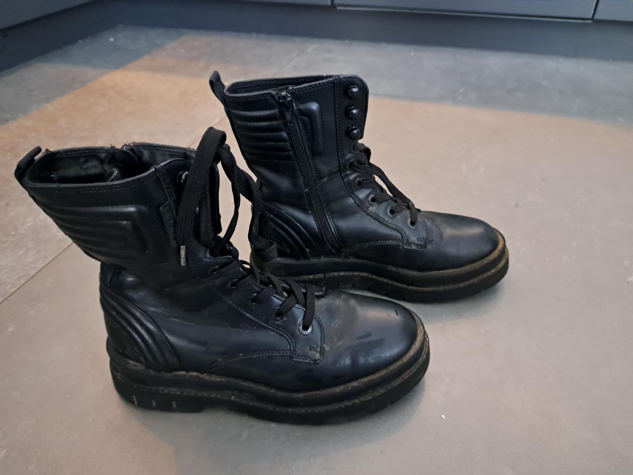 Esprit boots maat 39