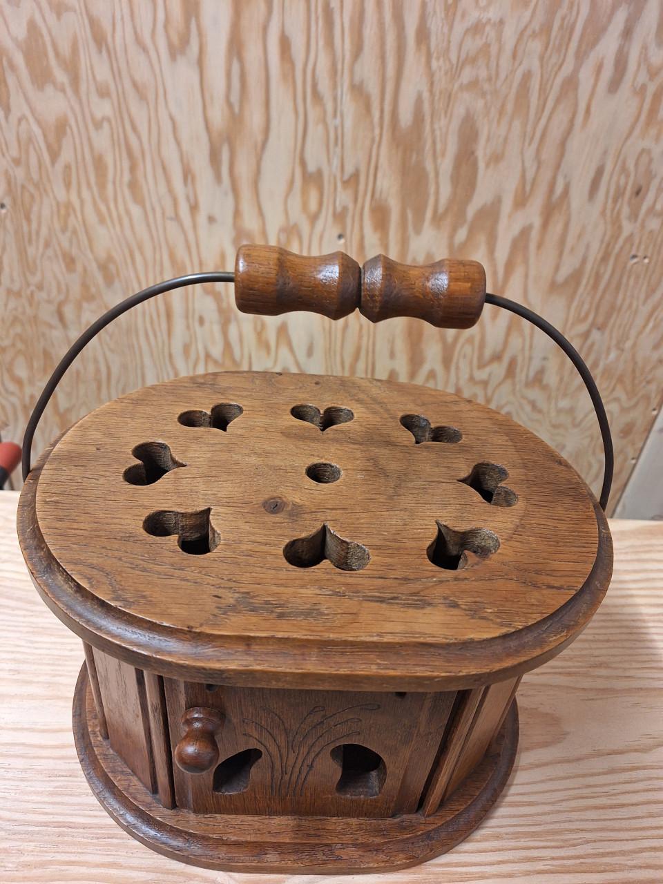 Nostalgie/Brocante  eikenhouten stoof