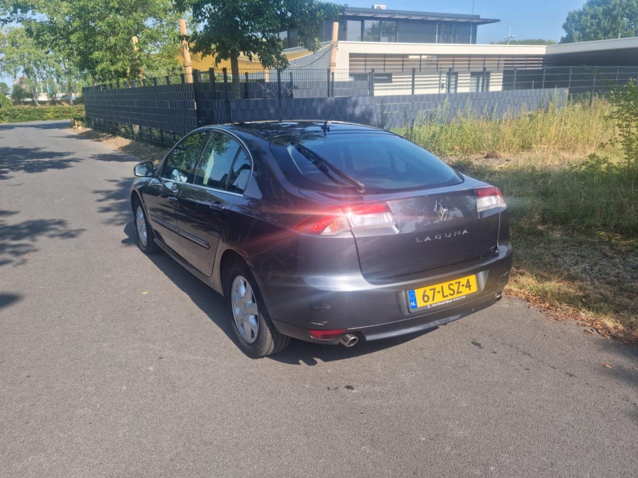 Renault laguna 2.0 turbo automaat bj 2010 kmst 82.000