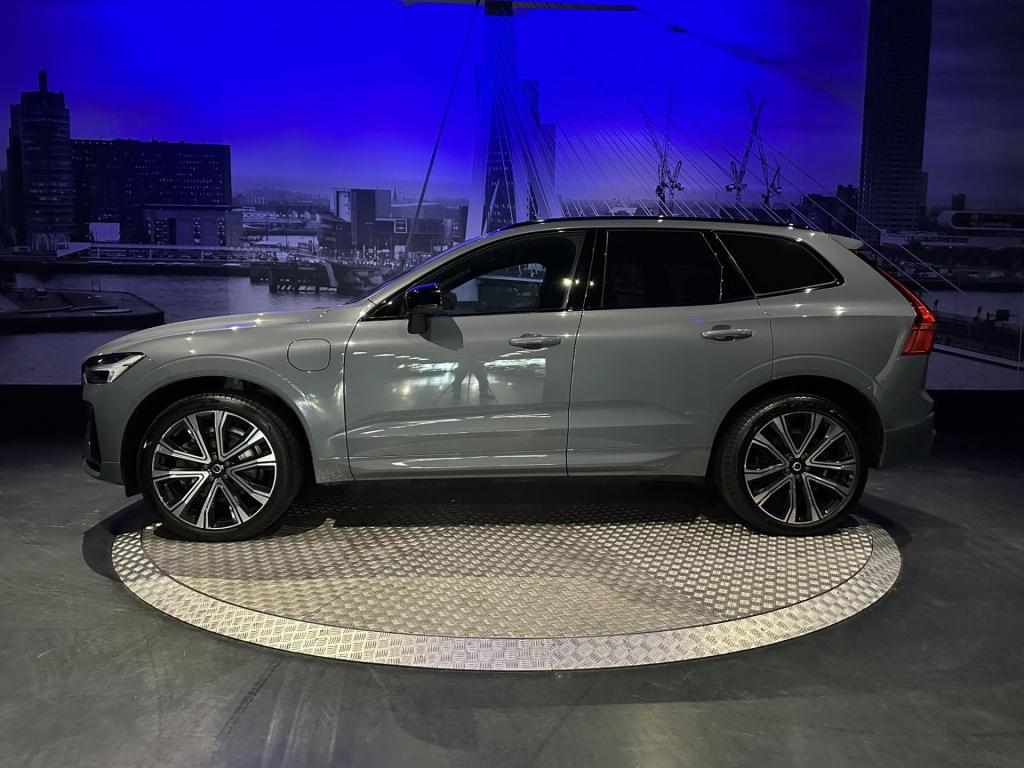 Volvo XC60 2.0 t6 plug-in hybrid awd inscription *pano*hud*memory*