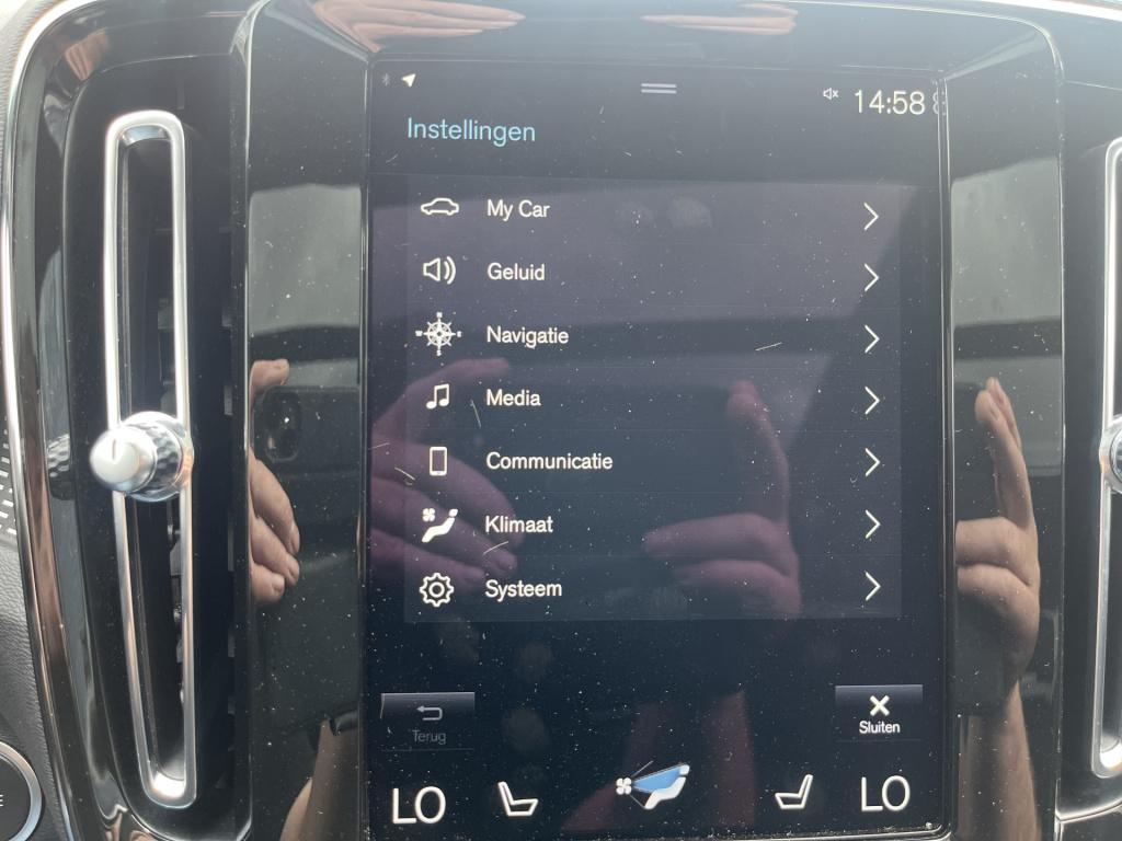 Volvo XC40 1.5 t4 recharge r-design 210 pk panorama