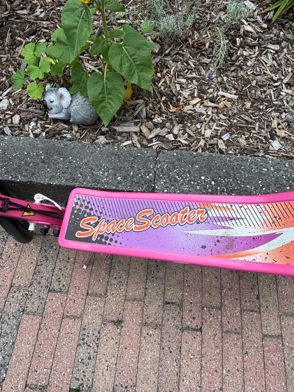 Spacescooter roze. inklapbaar en veelzijdig!