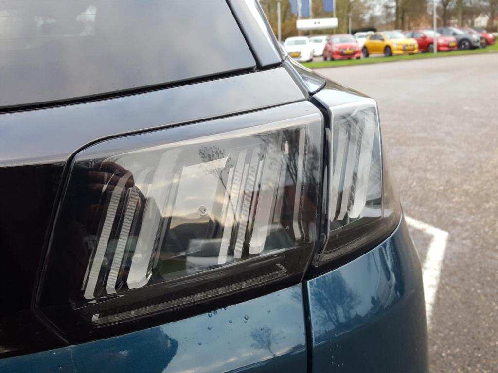 Peugeot 3008 gt 1.2-130pk automaat/eat8 navigatie| trekhaak | apple carplay