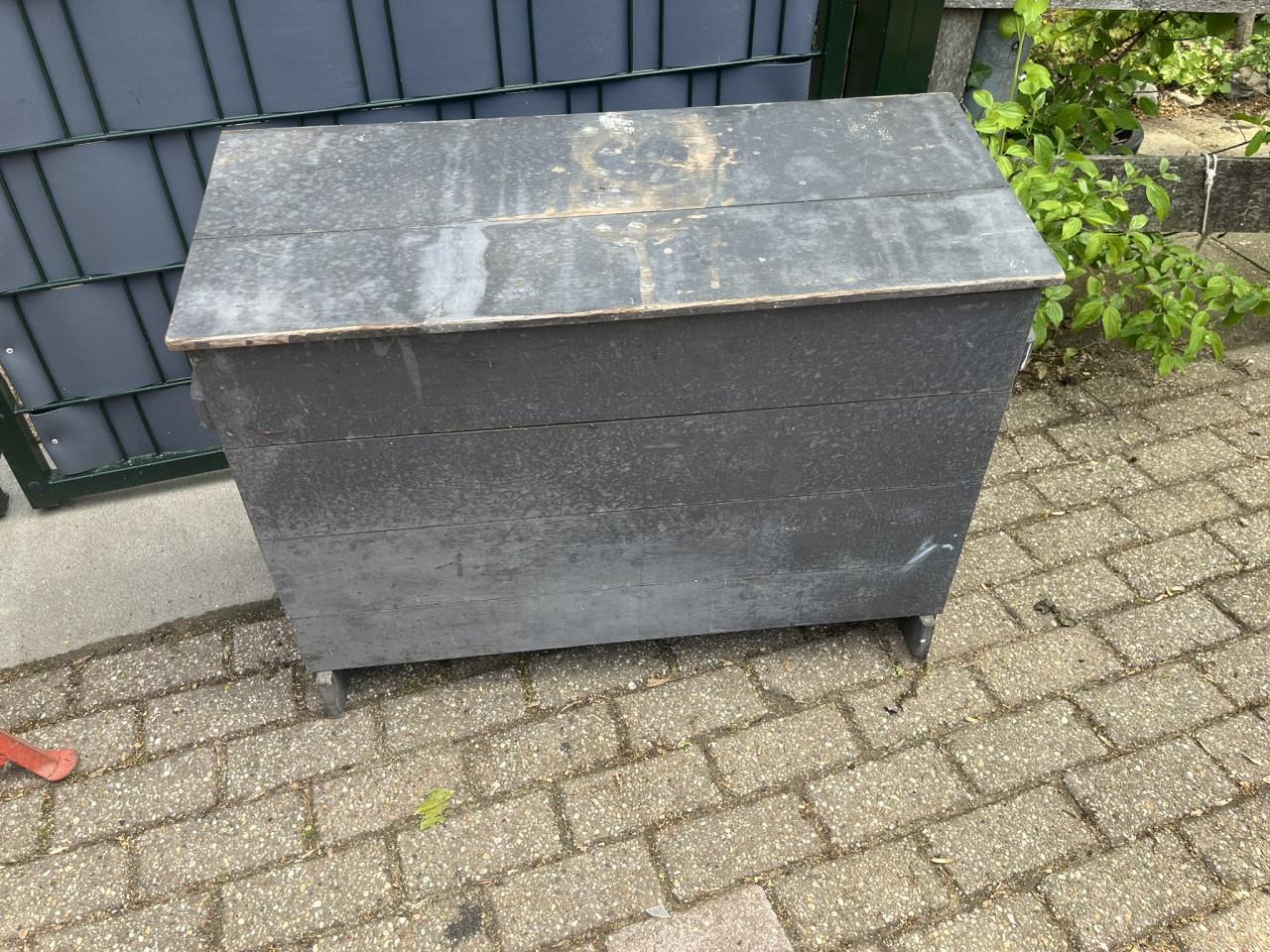 Antieke houten grijze voedkist