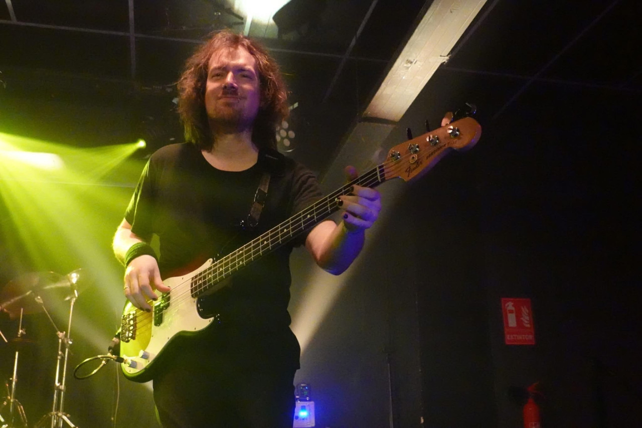 Basgitaar les in Bergen op Zoom