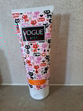 Voque girl dochegel cats nog helemaal nieuw