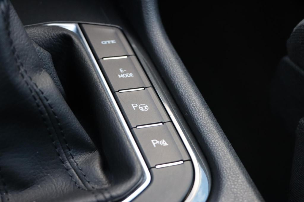 Volkswagen Tiguan 1.4 tsi elegance 245pk dsg6 | soh 88,6% |