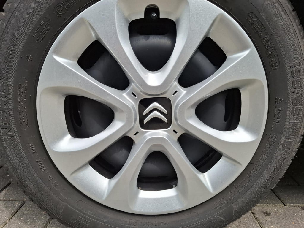Citroen C3 1.2 feel 82 pk nav/clima/park