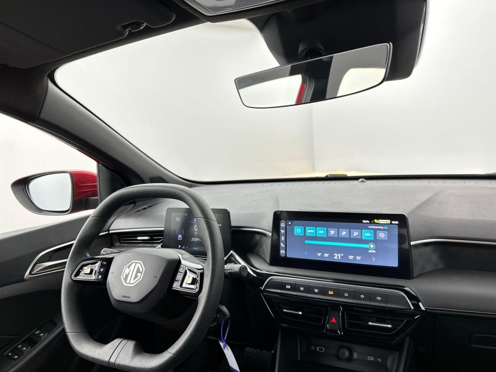 MG Mg3 hybrid+ 1.5 hybrid+ standard | 17'' velgen | camera | apple carplay 
