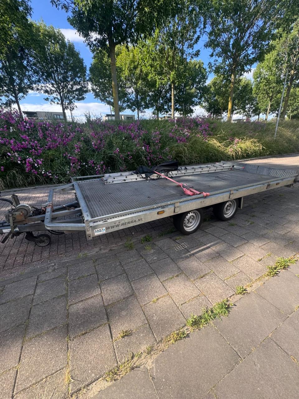 Henra auto ambulance Trailer te koop
