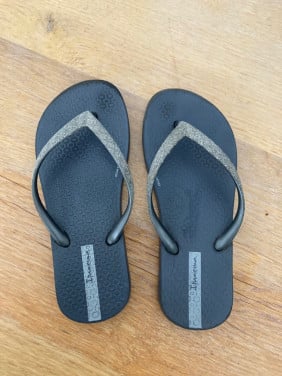 Teenslippers slippers Ipanema maat 31 zilver