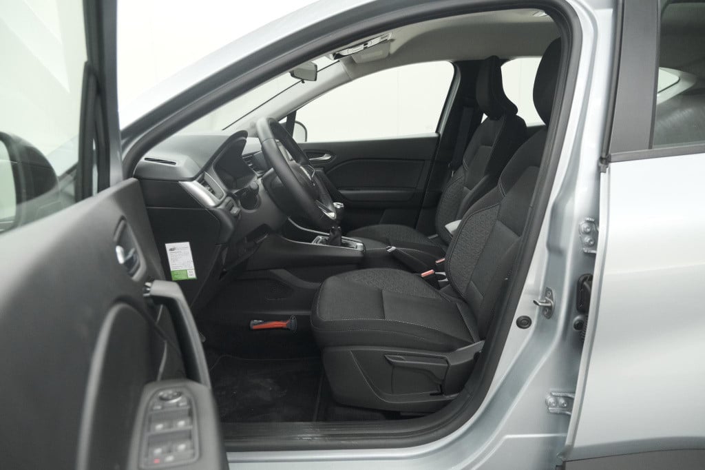 Renault Captur tce 90 evolution | parkeersensoren | navigatie | allseason b