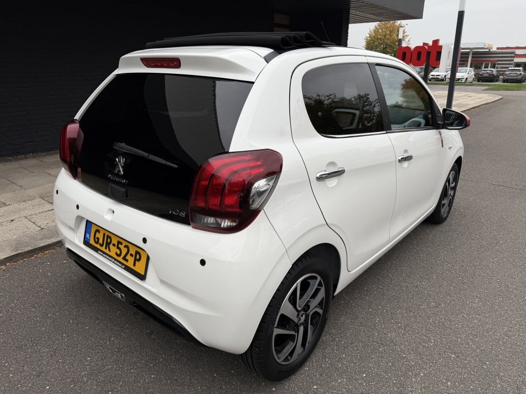Peugeot 108 1.2 puretech // rolland garros // luxe uitvoering //
