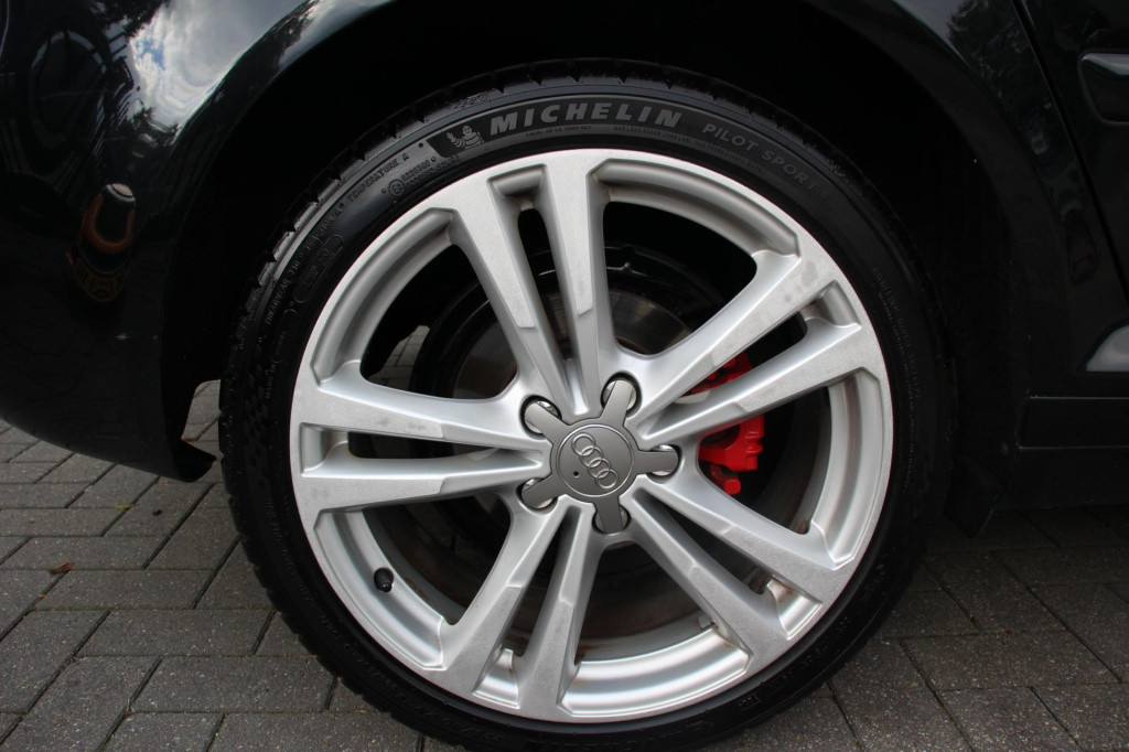 Audi A3 sportback 1.4 tfsi attraction - carplay wireless - navi - clima - 1