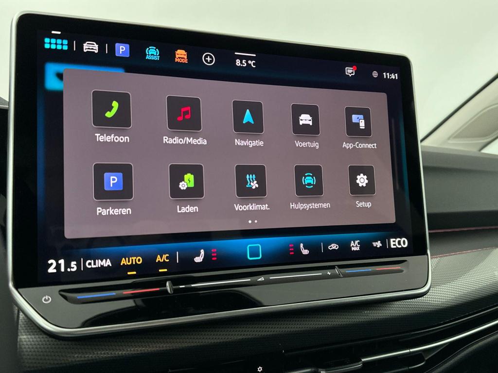 Volkswagen Golf style edition 204 pk plug in hybride