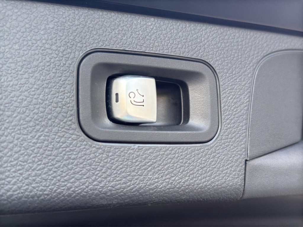 Mercedes-Benz Glc 250 4matic amg pano camera trekhaak