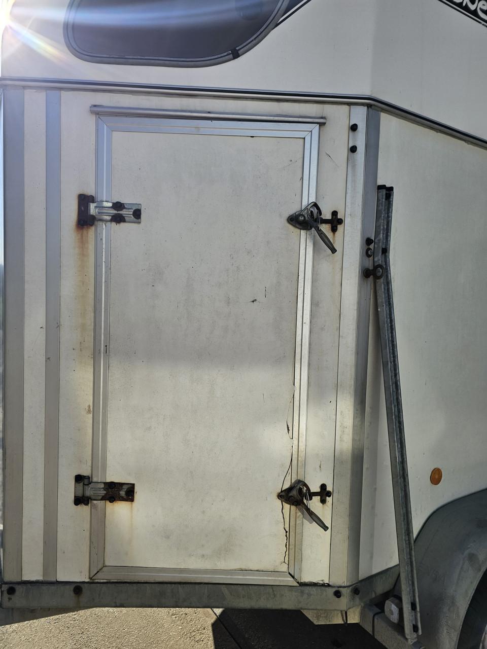 2 paards trailer