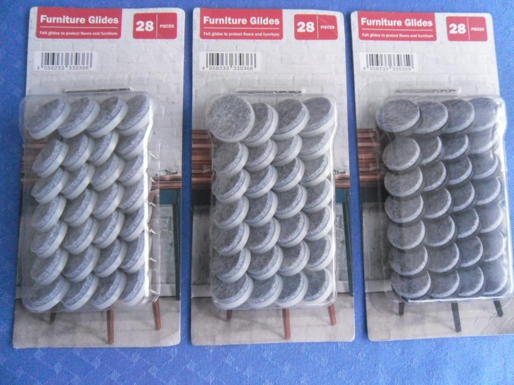 84 MEUBEL VILTGLIJDERS 24 MM NIEUW MET NAGEL