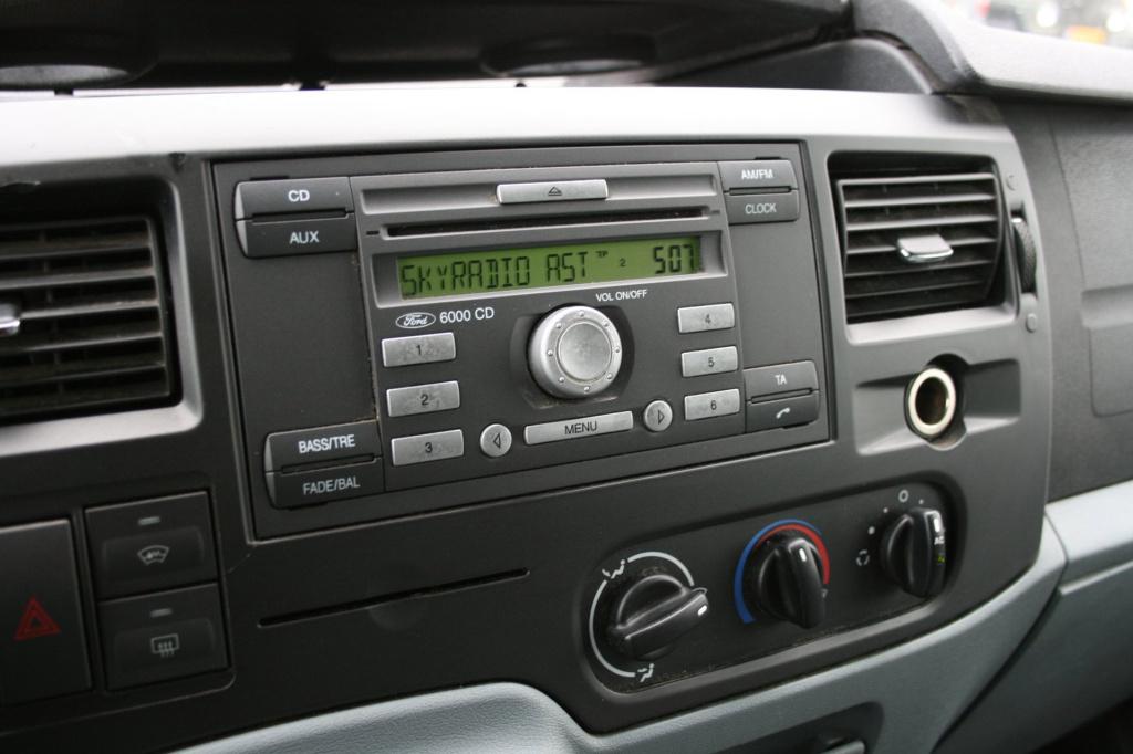 Ford Transit kombi 300s 2.2 tdci shd / 9 persoons