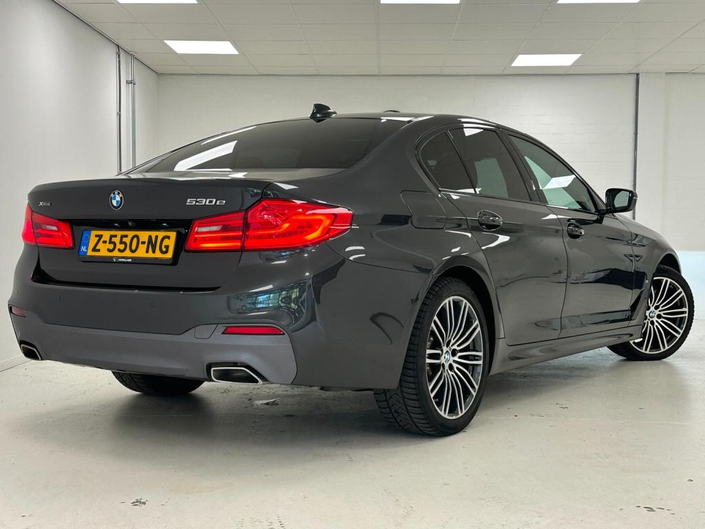 BMW 5 Serie 530e xdrive m-sport | harman/kardon | schuif/kanteldak | co-pil