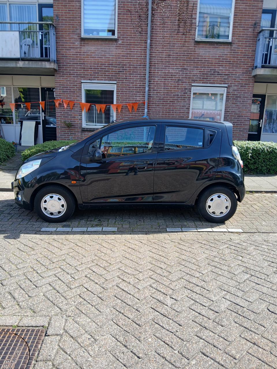 Chevrolet Spark-2010-km.142345-Airco-stuurbekr-trekhaak-electr.ramen-2100,=