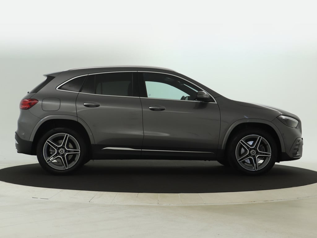 Mercedes-Benz Gla-klasse 250 e amg face lift plug-in hybride | amg line | s