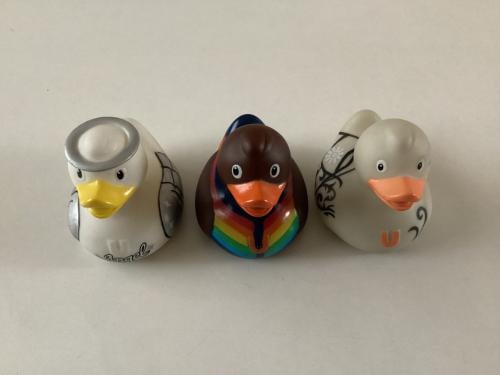 3 verschillende Miniducks van het merk: BUD.
