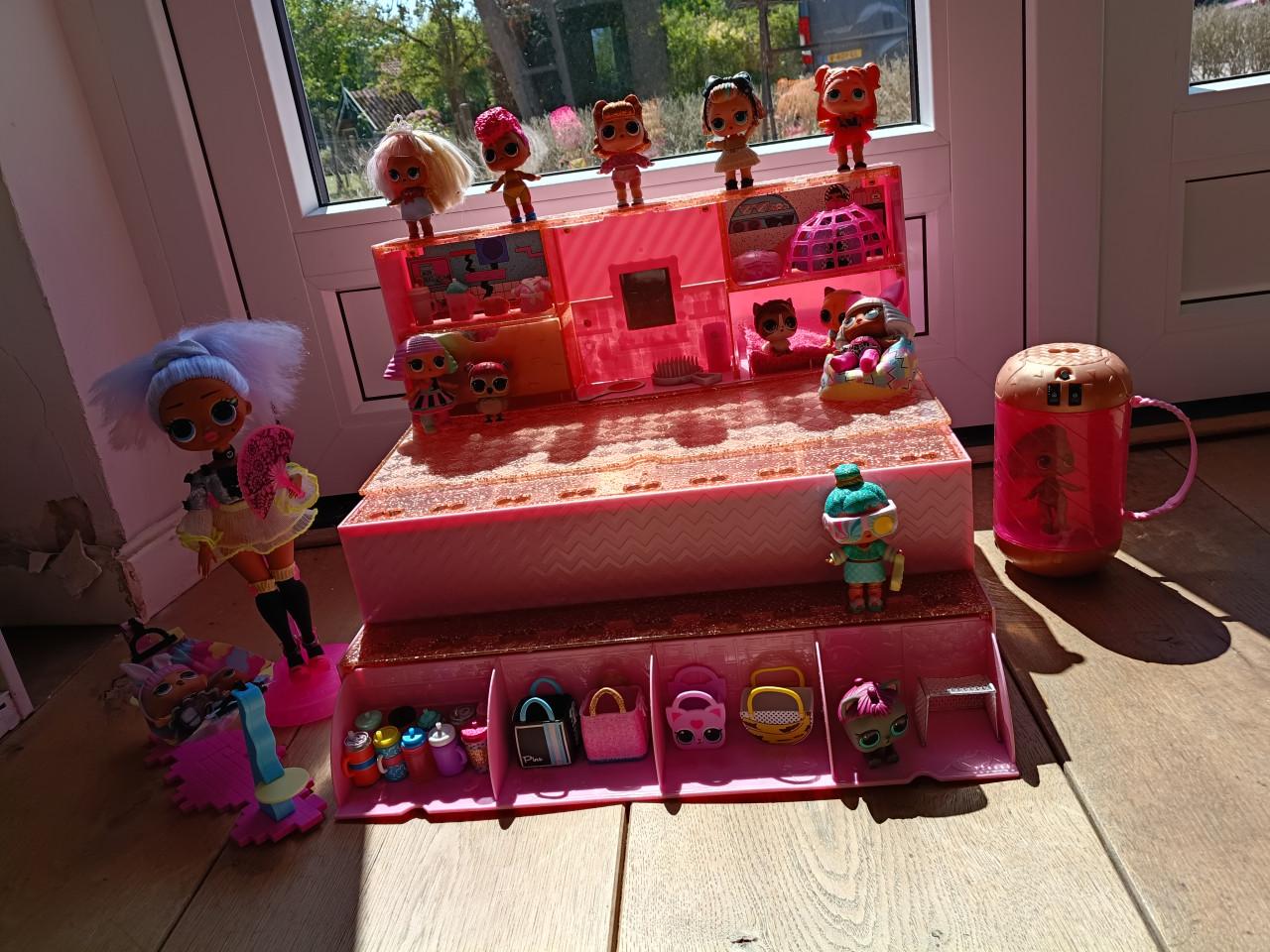 L.o.l. surprise mini shop