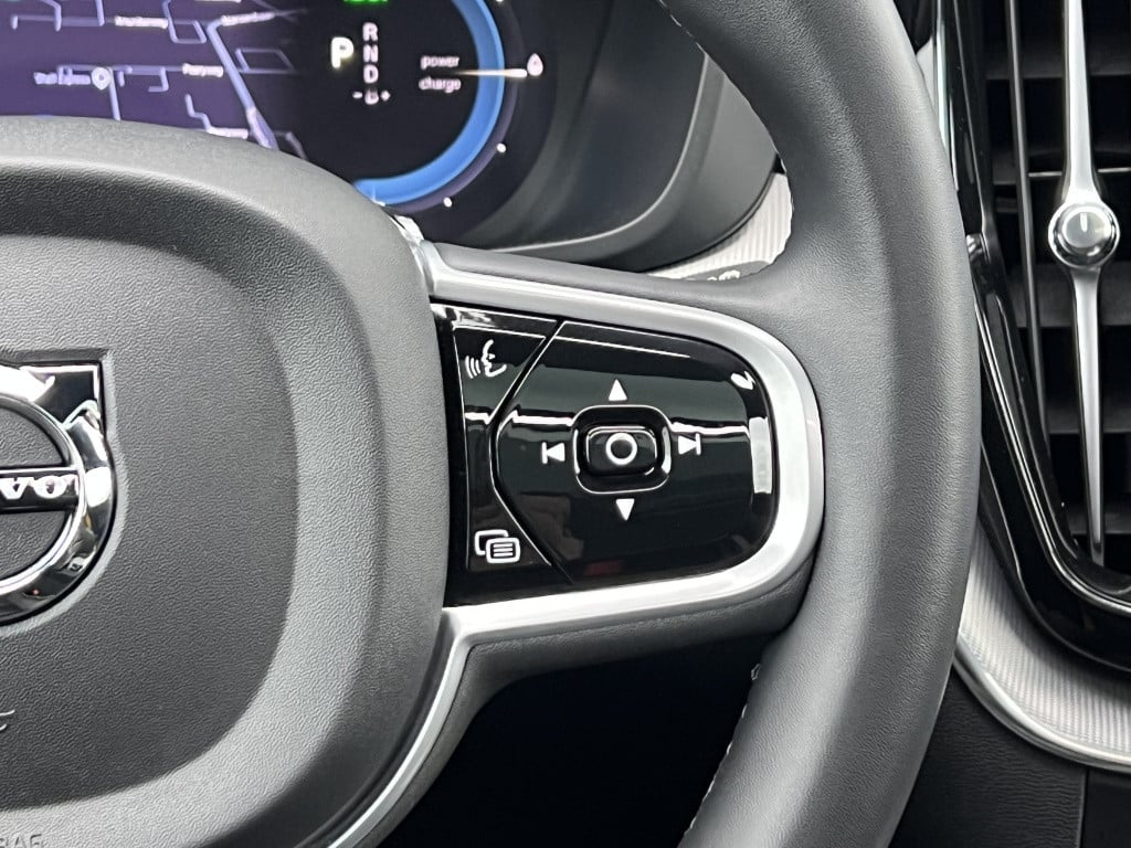 Volvo XC60 t8 405pk polestar engineered| b&w sound| panodak| facelift| adap
