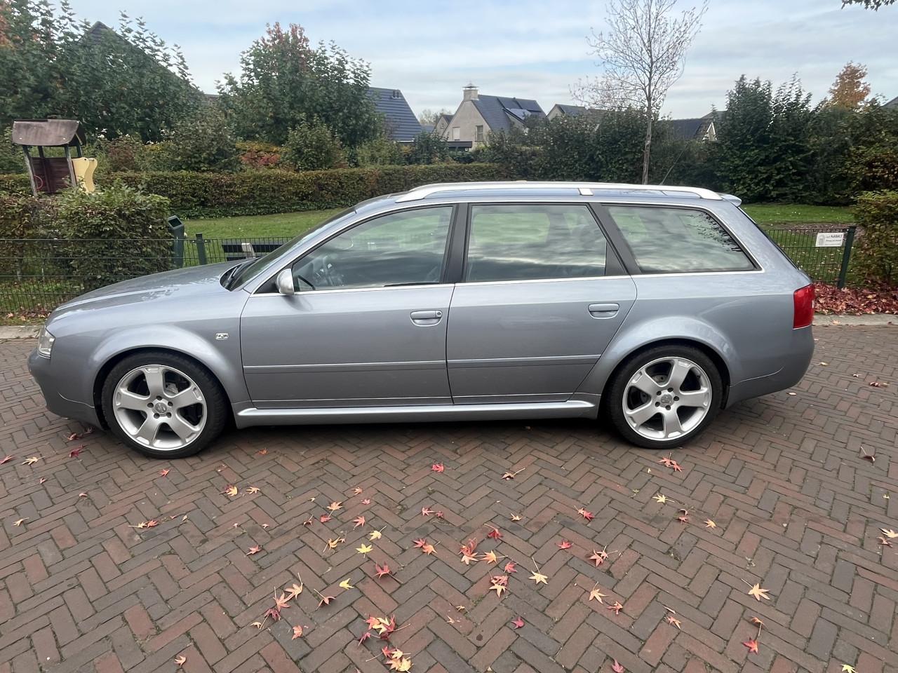 Audi RS6 4.2 V8