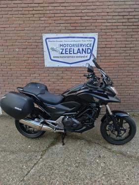 Honda NC 750X ABS (Bomvol opties)