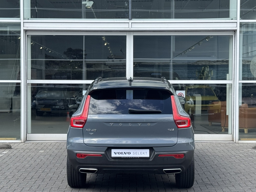 Volvo XC40 t4 190pk r-design| adap.cruise| trekhaak| stoel.verw| h&k sound